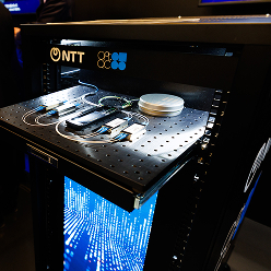 NTT quantum computing device